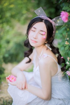 女士不遮阴内搭图片